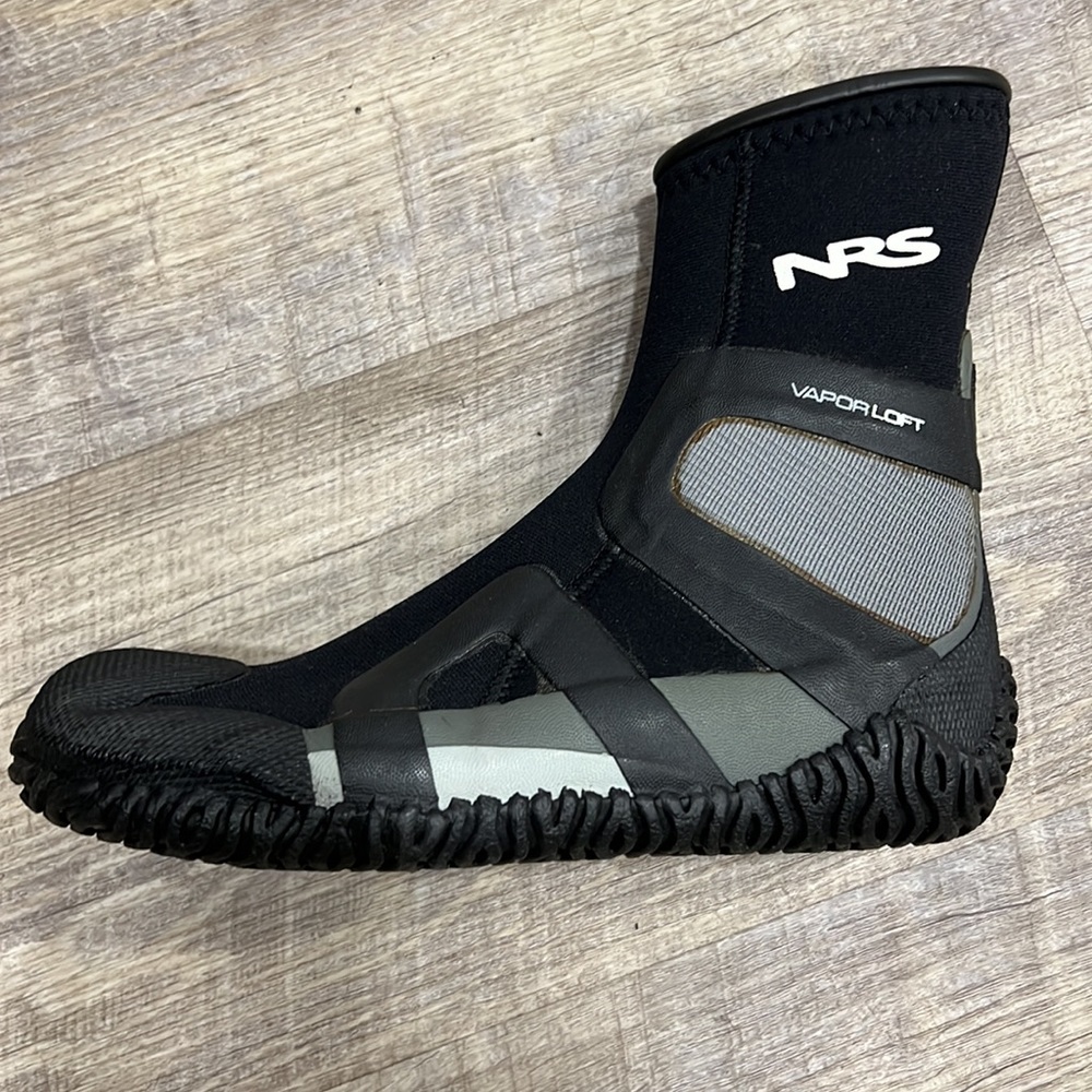 NRS Paddle WetShoe. Booties for surf, kayaking/water sports.